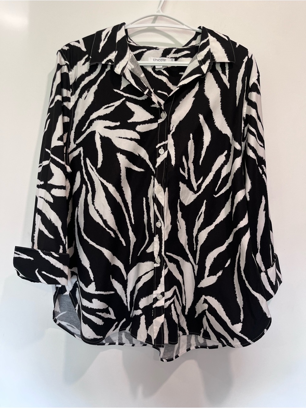 Chico's Size 14 Black and White Zebra Print Button-Down Cotton Shirt Blouse